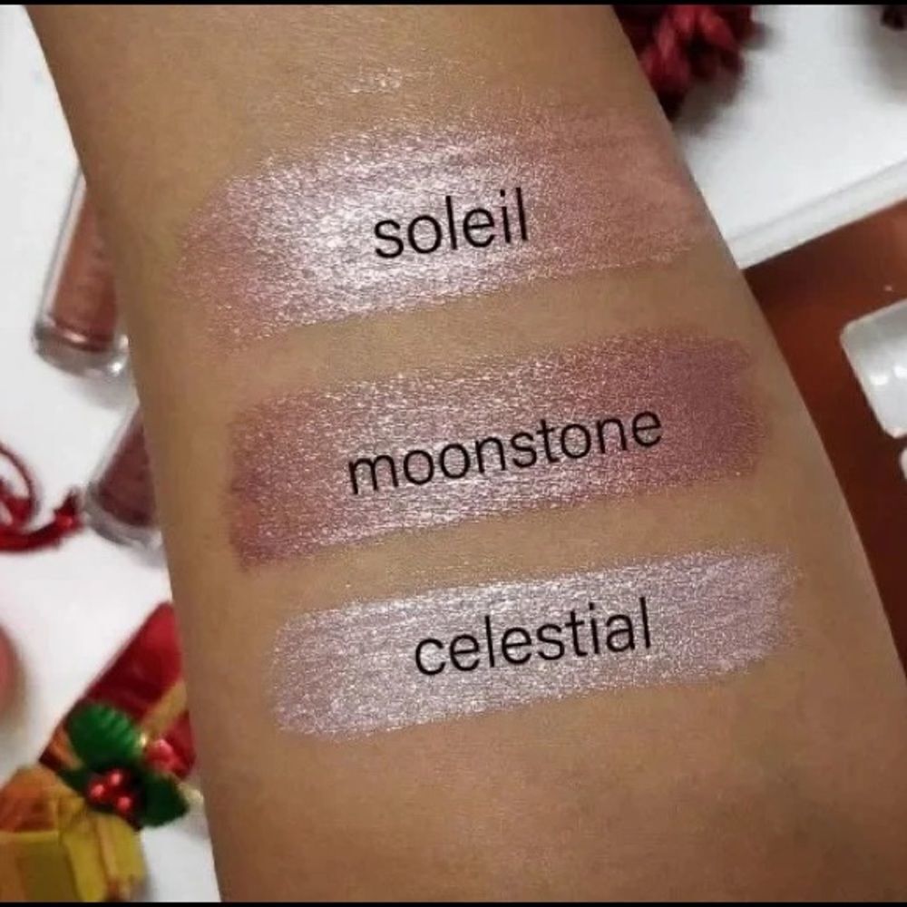 💸2/$20💸 NIB COVER FX Shimmer Veil Highlighter in “Soleil” - Picture 5 of 5